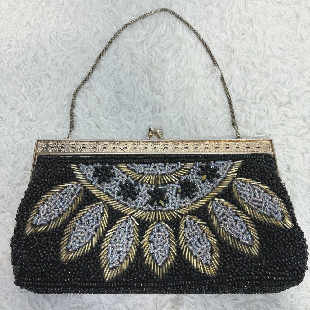 Vtg Beaded Clutch Purse Black & White W/ Gold Accent Storable Strap Chain